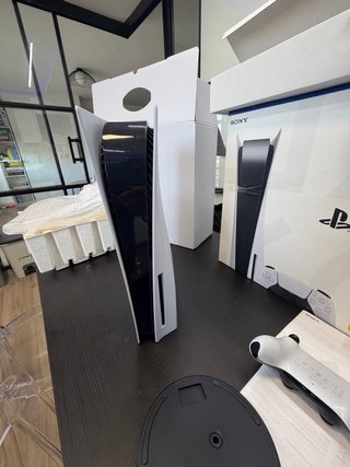 PlayStation 5 con caja