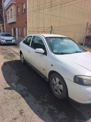 Opel Astra G 1.6 - ITV al día.