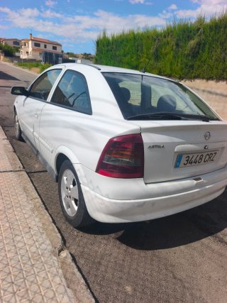 Opel Astra G 1.6 - ITV al día.