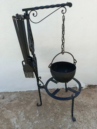 Conjunto chimenea artesanal hierro fundido
