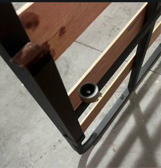 Somier de madera y metal Con patas extraibles