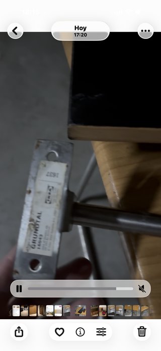 Estantería Ikea y Barra Aluminio