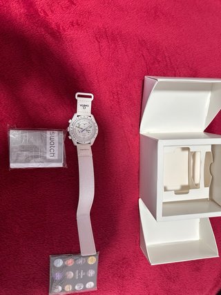 Omega x Swatch Bioceramic MoonSwatch Misión a la T