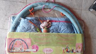 Tapete de actividades para bebé Corolle