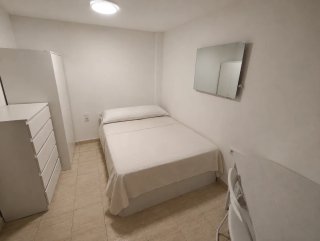 Habitación estudiantes premium centro Alcalá de H.