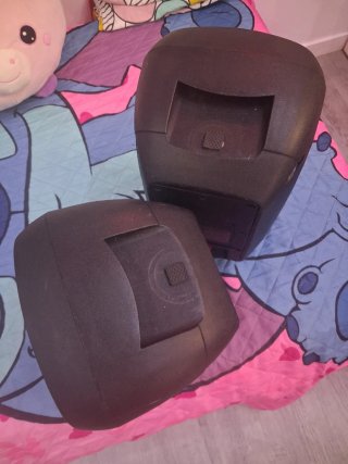 Altavoces Bowers & Wilkins Negros