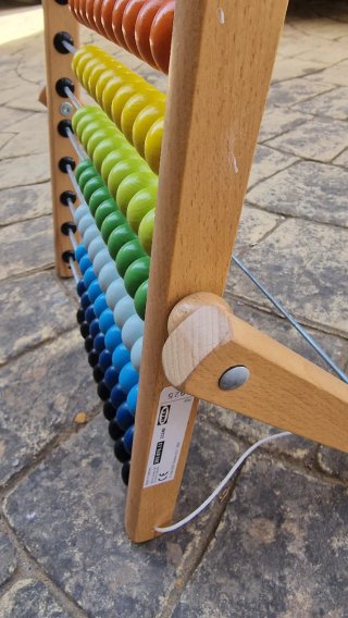 Ábaco de madera Ikea