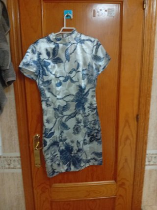 Vestido Guess estilo japonés Talla XS