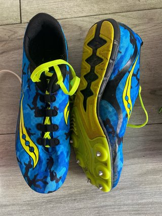 Zapatillas de clavos atletismo