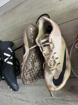 Zapatillas de clavos atletismo