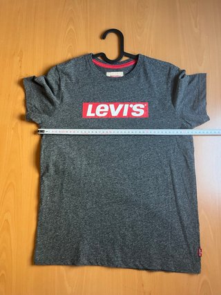 Camiseta Levi's niño gris. Talla 12
