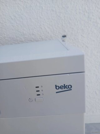 Beko compact  white dishwasher