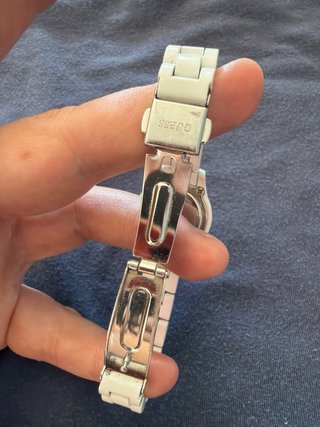 Reloj Guess Blanco y Plateado para niña