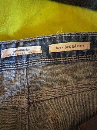 Shorts vaqueros Stradivarius rotos