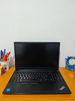 Lenovo ThinkPad E15 Gen 2 i5 11ª / 8GB / SSD 256GB