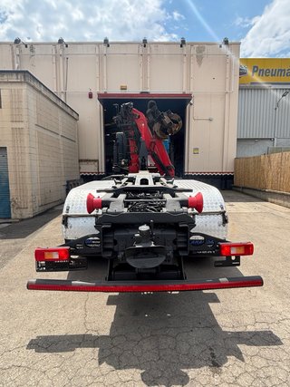 Volvo FM 460 grua chatarrera Epsilon 170Z gancho