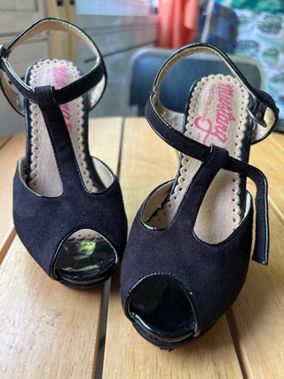 Sandalias tacón negras
