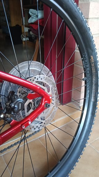 Bicicleta Trek Marlin 5 Gen 3 Roja