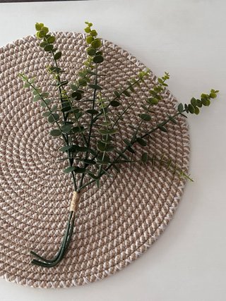 Jarrón blanco con ramas verdes Ikea