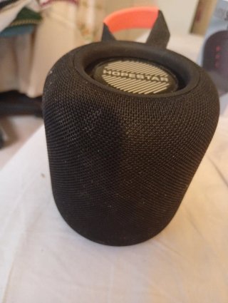 Altavoz portátil potente, nuevo en caja