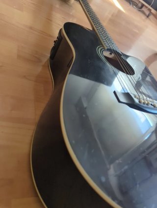 Guitarra Electroacústica Negra