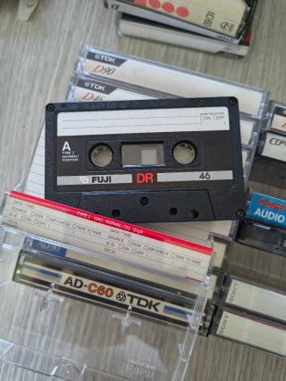Lotto 18 musicassette TDK e Sony