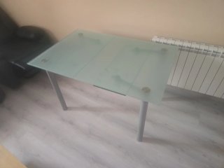 Mesa de cristal ampliable