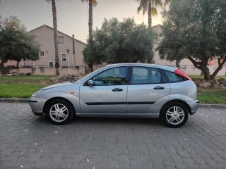 FORD FOCUS 1.8 TDCI 100CV DIESEL 5 PUERTAS
