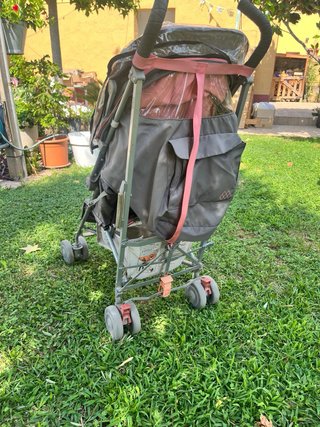 Cochecito Maclaren Gris y Rosa Plegable MacClaren
