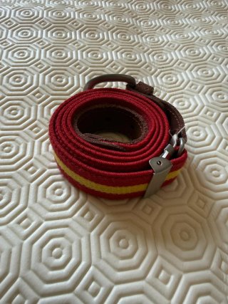Cinturón tela rayas rojo y amarillo. ESPAÑA