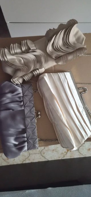 Bolsos de fiesta beige y gris