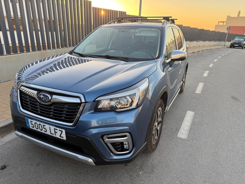Subaru Forester - foto 1
