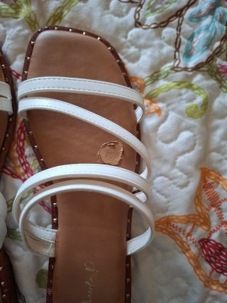 Sandalias blancas tiras