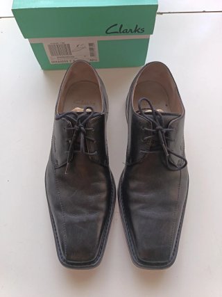 Zapatos Clarks chico talla 42,5