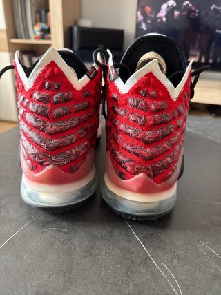 Nike LeBron 17 Zapatillas Talla 45,5