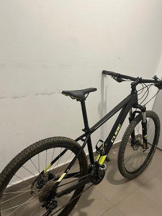 Bicicleta 27.5 Cube