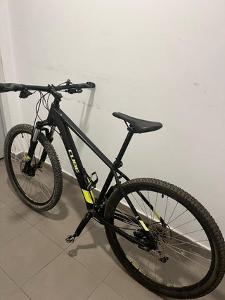 Bicicleta 27.5 Cube