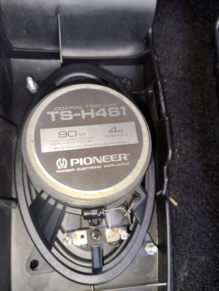 Soporte bandeja maletero con altavoces Pioneer