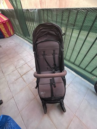 Carrito de bebé plegable