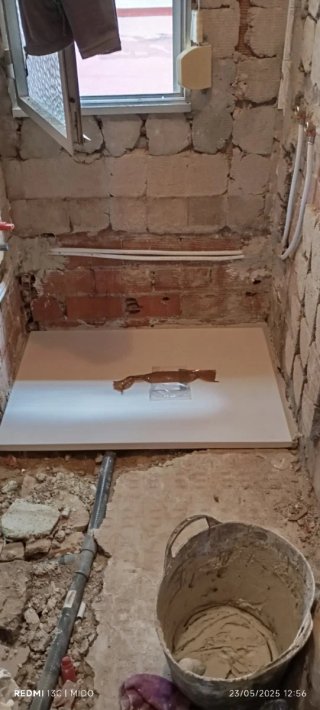Fontanero Profesional: Reparaciones y Mantenimient