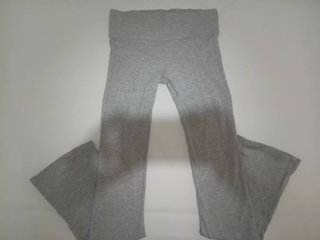Pantalones de mujer grises acampanados