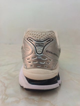 OFERTA!! LIQUIDACIÓN! Asics Kayano 14, talla 41/42