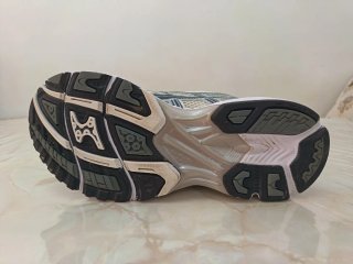 OFERTA!! LIQUIDACIÓN! Asics Kayano 14, talla 41/42