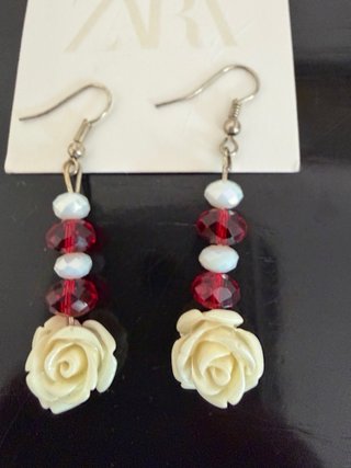 Orecchini Zara Rose e Perle Rosse