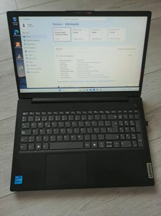 Lenovo V15 G5 IRL -L39