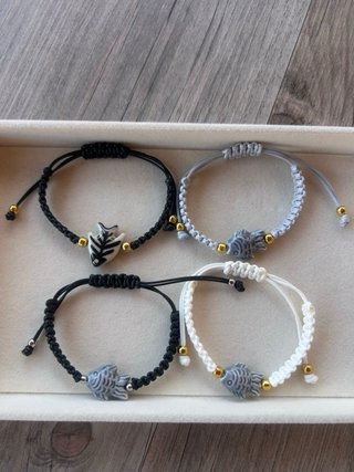 Pulsera pez porcelana gris y dorada