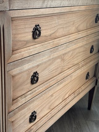 Cómoda Antigua Luis XVI francesa madera lavada