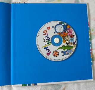 Libro "Pupi aprende inglés" con CD