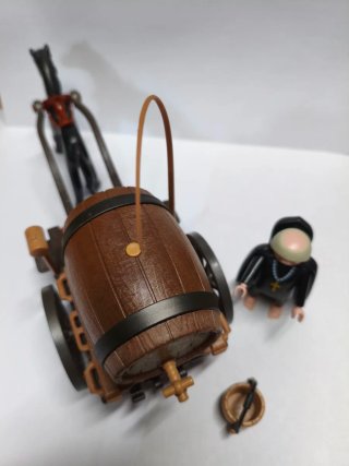 Playmobil Monje Tonelero con Carro y Barril