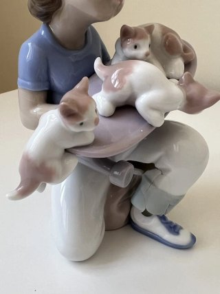 2 FIGURAS DE LLADRÓ ROTAS